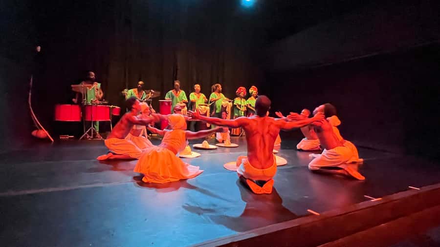 Salvador by Night: Cultural Dinner and Show - A Bahian dinner with local choices