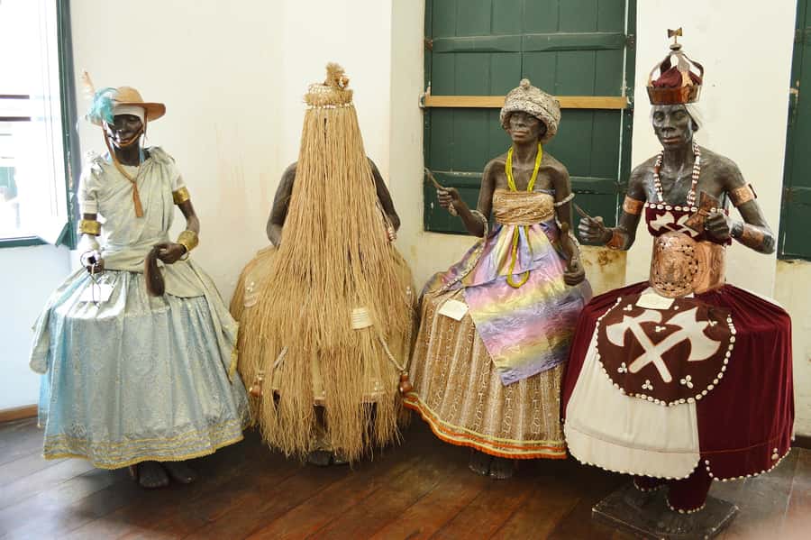Salvador de Bahia African Culture Tour - The Cross of São Francisco and Black community life