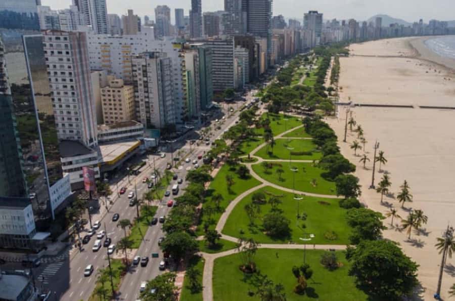 Santos: Local Highlights Private Tour - Santos Stadium, museums, gardens, and the aquarium