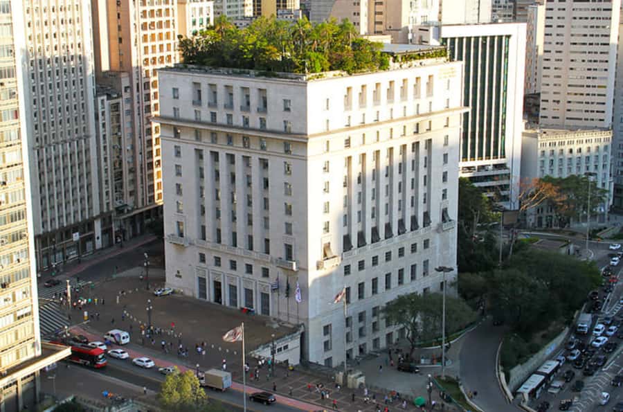 Santos: Private 8-hour São Paulo Overview - Transport, group size, and what the price covers