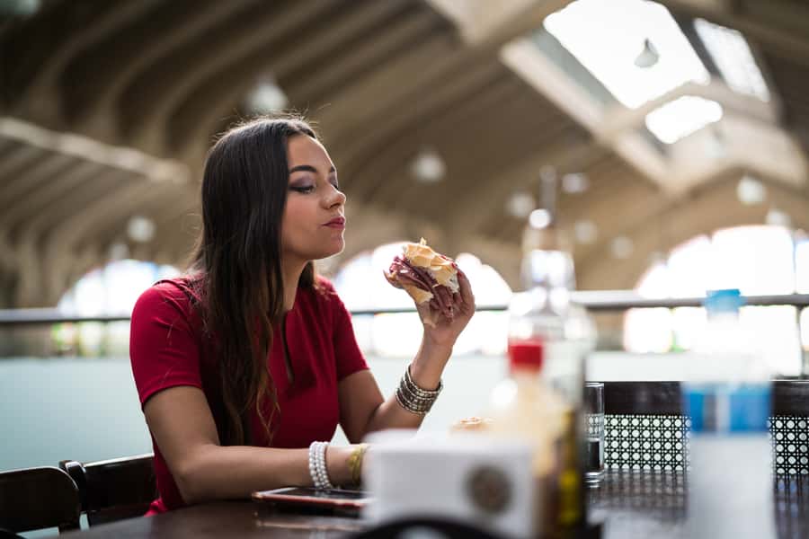 São Paulo: Classic Half-Day Private Sightseeing Guided Tour - A food break at the Municipal Market