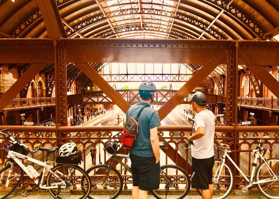 São Paulo: Downtown Historical Bike Tour - Vale do Anhangabaú and the center’s harder edges