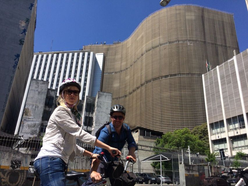 São Paulo Highlights: Culture, History, and Vibrance by Bike - The optional ride toward Luz and Pinacoteca