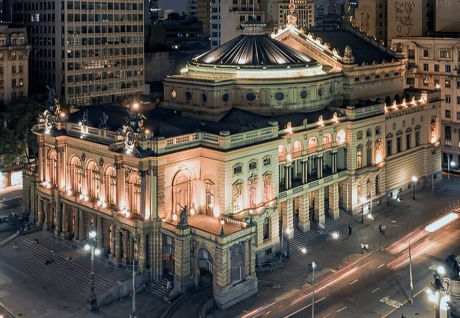 São Paulo : Highlights Walking Tour With A Guide - City views and culture at Farol Santander
