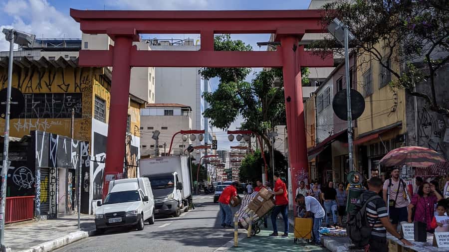 São Paulo: Liberdade Street Food Tour - Japanese pastel, onigiri, and the first tastes