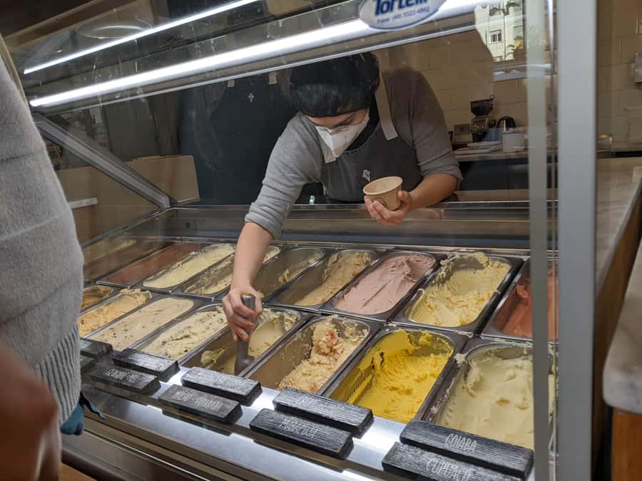 Sao Paulo, Pinheiros - Food & Graffiti Tour | in English - Moving from the market into Pinheiros