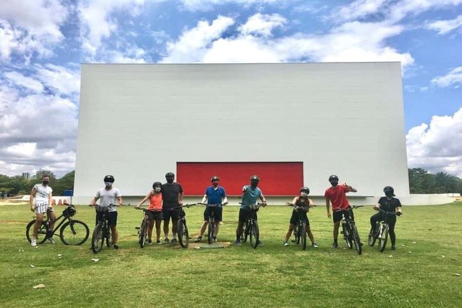 Sao Paulo: The Coolest Urban Scenes Bike Tour - Pinheiros Adds Bars, Murals, and Local Energy