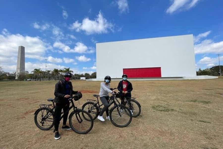 Sao Paulo: The Coolest Urban Scenes Bike Tour - Faria Lima Brings in the Towering Skyline