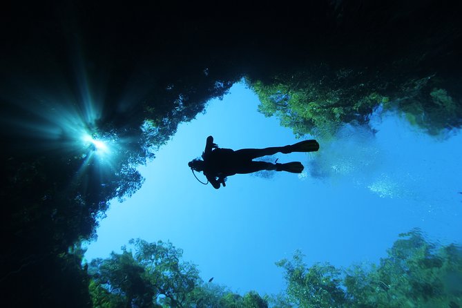 Skip the Line: Lagoa Misteriosa Admission Ticket with Scuba Diving Experience - Why the four-person limit helps