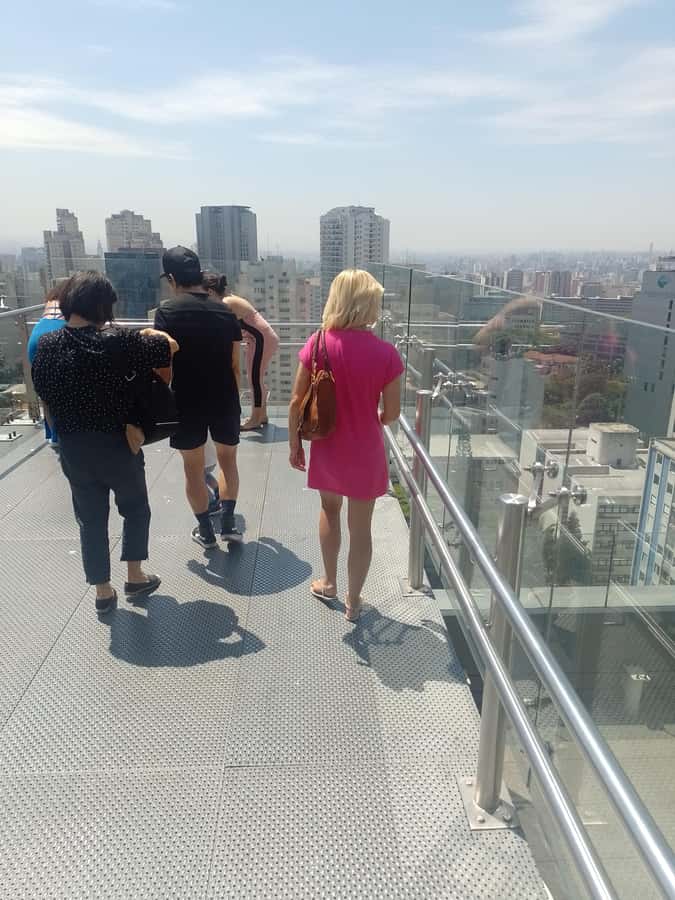 Special tour 8 hour (walking tour + nightlife ) - Five and a half hours of bars, music, and clubs