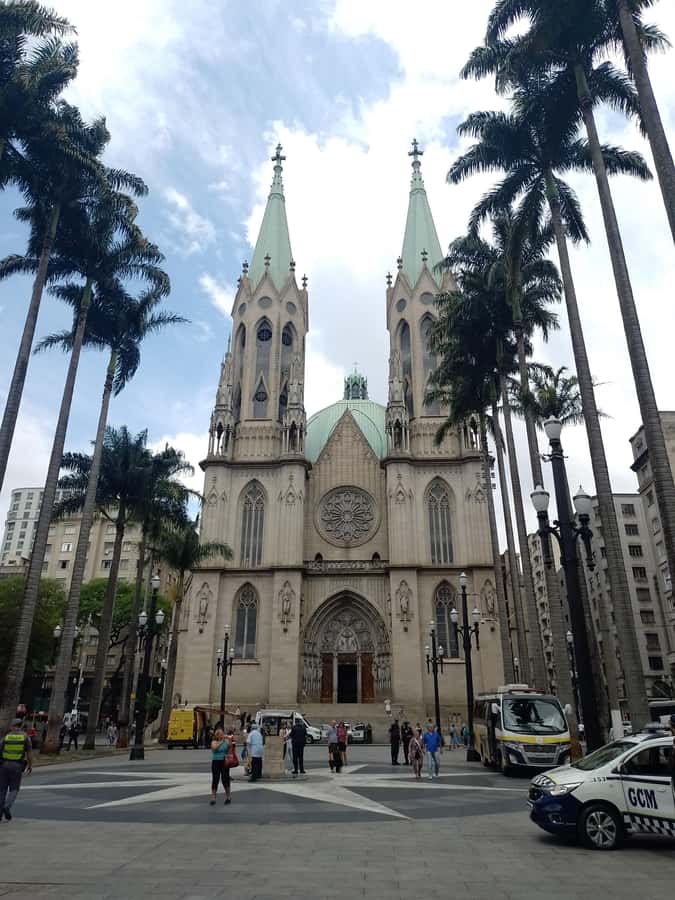 Special tour 8 hour (walking tour + nightlife ) - Ending in Vila Madalena