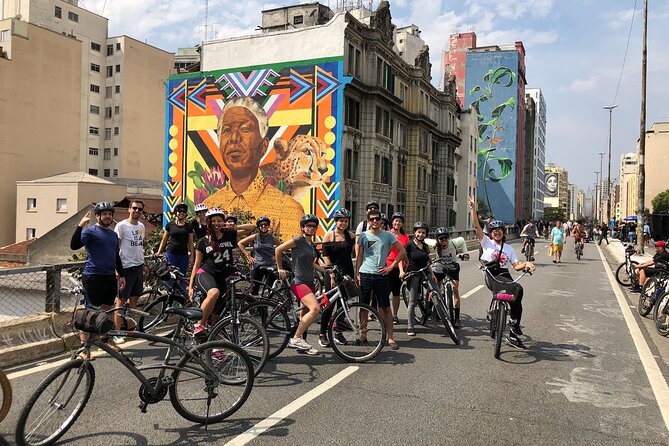 Street Art and Park Bike Tour - Batman Alley and São Paulo’s mural culture