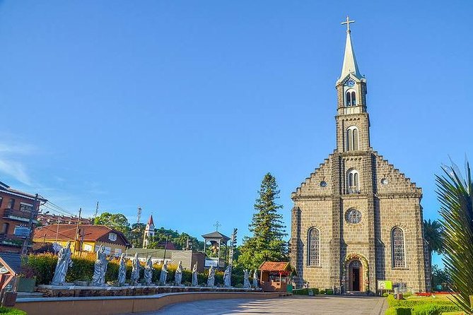 Tour Hortencias cinnamon Private lawn - 1-4 Pax by Fatur Turismo - Mundo a Vapor: a focused museum stop