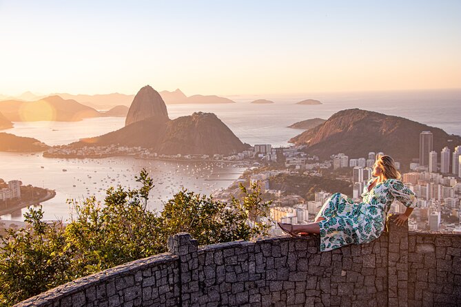Tour to Mirante Dona Marta at sunrise with guide and photos! - How the phone photography works